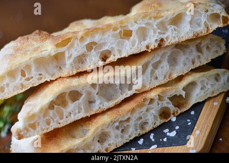 Crembly focaccia de style romain, schiacciata fiorentina, pizza à la pala romana Banque D'Images