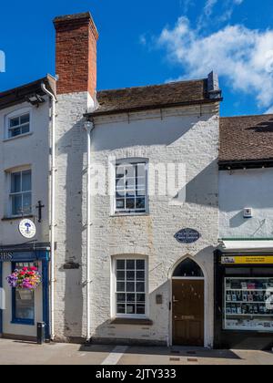 Aile du bâtiment sur la rue Widemarsh avec plaque marquant le lieu de naissance de David Garrick Hereford Herefordshire, Angleterre Banque D'Images