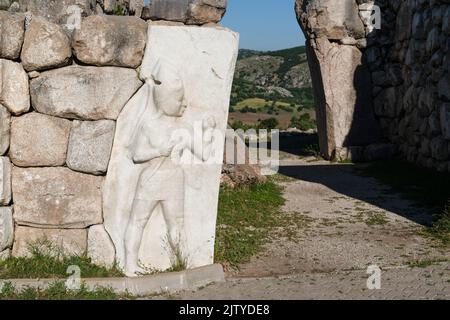 La porte du roi est située dans la partie sud-est des remparts de la ville de Hattusa. Corum, Turquie. Banque D'Images