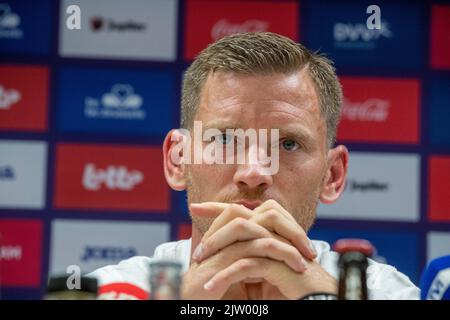 Bruxelles, Belgique. 02nd septembre 2022. Jan Vertonghen, le nouveau joueur d'Anderlecht, parle à la presse lors d'une conférence de presse de l'équipe belge de football RSC Anderlecht, le vendredi 02 septembre 2022 à Bruxelles, pour présenter son nouveau joueur international belge Vertonghen. BELGA PHOTO NICOLAS MATERLINCK crédit: Belga News Agency/Alay Live News Banque D'Images