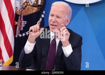 Washington DC, États-Unis. 02nd septembre 2022. Le président Joe Biden parle lors d'un événement sur le plan de sauvetage américain dans l'auditorium de la Cour du Sud, sur le campus de la Maison Blanche à 2 septembre 2022, à Washington, DC. (Photo d'Oliver Contreras/SIPA USA) Credit: SIPA USA/Alay Live News Banque D'Images