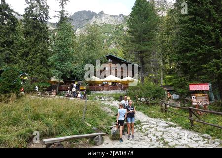 Zamkovskeho Chata, un chalet à une heure de marche de Hrebienok sur le sentier rouge, Hautes Tatras, Slovaquie, Europe Banque D'Images