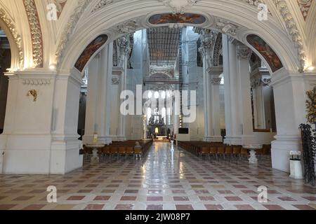 Intérieur de la cathédrale catholique Saint-Étienne, Passau, Bavière, Allemagne Banque D'Images