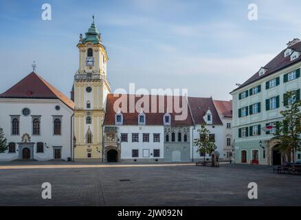 Ancien hôtel de ville sur la place principale - Bratislava, Slovaquie Banque D'Images