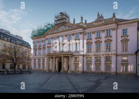 Palais des primates à la place des primates - Bratislava, Slovaquie Banque D'Images