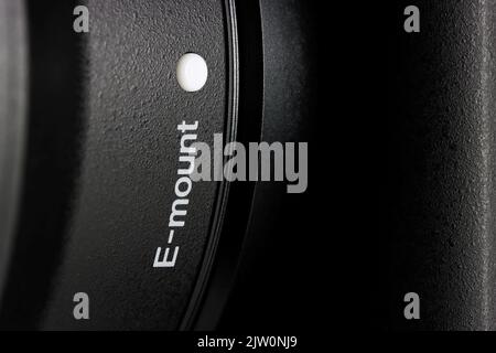 Marquage E-Mount sur l'objectif Sony SEL70350G Banque D'Images