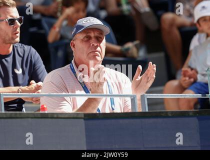 New York, États-Unis, 2nd, septembre 2022. Ivan Lendl , entraîneur du joueur de tennis britannique Andy Murray pendant le tournoi US Open au Billie Jean King National tennis Centre, vendredi 02.09.2022. © Juergen Hasenkopf / Alamy Live News Banque D'Images