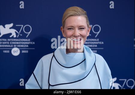 Cate Blanchett assiste au photocall de 'Tar' au Festival international du film de Venise 79th sur 01 septembre 2022 à Venise, Italie. Photo: Paolo Cotello/imageSPACE/MediaPunch Banque D'Images