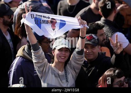 Buenos Aires, Argentine. 02nd septembre 2022. 2 septembre 2022, Ciudad de Buenos Aires, Ciudad de Buenos Aires, Argentine: INT. ACTUALITÉS MONDIALES. 2022 09 02, Buenos Aires City, Argentine.- des milliers de manifestants manifestent le 2 septembre 2022 sur la Plaza de Mayo dans la ville de Buenos Aires, Arg, contre la violence politique et pour la défense de l'institution démocratique après hier, le 1 septembre 2022, Un homme a tenté d'asesinner la vice-présidente et ancienne présidente Cristina Fernández de Kirchner lorsqu'elle arrivait chez elle à Buenos Aires. (Credit image: © Julieta Ferrario/ZUMA Press Wire) Credit: ZUMA Press Banque D'Images