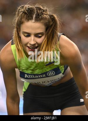 Bruxelles, Belgique. 02nd septembre 2022. Ukrainian Yaroslava Mahuchikh photographié en action lors de la compétition de saut en hauteur féminin, lors de l'édition 2022 de l'épreuve d'athlétisme de la rencontre Memorial Van Damme Diamond League, à Bruxelles, le vendredi 02 septembre 2022. BELGA PHOTO DIRK WAEM crédit: Belga News Agency/Alay Live News Banque D'Images