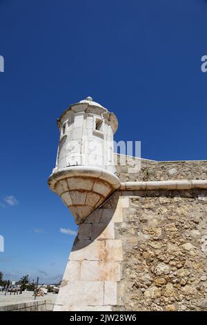 Une des tourelles de la forte da Bandeira, Lagos, Portugal Banque D'Images