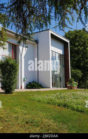 HAP Grieshaber Hall, Bâtiment, Architecture moderne, Art Hall, Multipurpose Hall, Sentier artistique et sensoriel Eningen Unter Achalm, Bade-Wurtemberg Banque D'Images