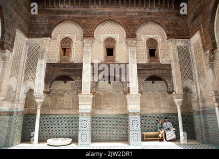 Al-Attarine Madrasa ou Medersa al-Attarine, Fès, Maroc Banque D'Images