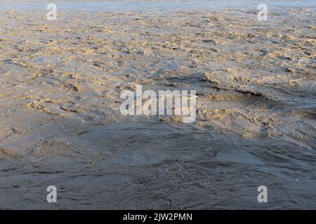 Le changement climatique et le réchauffement de la planète provoquent de fortes inondations au cours de la saison de la mousson Banque D'Images