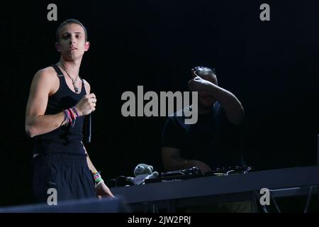 Prato, Italie. 02nd septembre 2022. SanGiovanni en concert pendant Sangiovanni, concert de musique de chanteur italien à prato, Italie, 02 septembre 2022 crédit: Agence de photo indépendante/Alamy Live News Banque D'Images