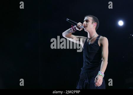 Prato, Italie. 02nd septembre 2022. SanGiovanni en concert pendant Sangiovanni, concert de musique de chanteur italien à prato, Italie, 02 septembre 2022 crédit: Agence de photo indépendante/Alamy Live News Banque D'Images