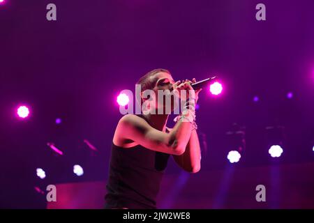 Prato, Italie. 02nd septembre 2022. SanGiovanni en concert pendant Sangiovanni, concert de musique de chanteur italien à prato, Italie, 02 septembre 2022 crédit: Agence de photo indépendante/Alamy Live News Banque D'Images