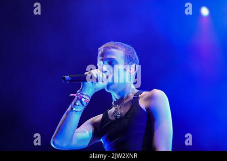 Prato, Italie. 02nd septembre 2022. SanGiovanni en concert pendant Sangiovanni, concert de musique de chanteur italien à prato, Italie, 02 septembre 2022 crédit: Agence de photo indépendante/Alamy Live News Banque D'Images