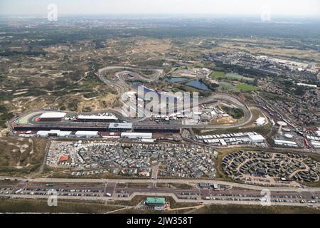 Une vue aérienne du circuit. 03.09.2022. Championnat du monde Formula 1, Rd 14, Grand Prix des pays-Bas, Zandvoort, pays-Bas, Jour de qualification. Le crédit photo doit être lu : images XPB/Press Association. Banque D'Images