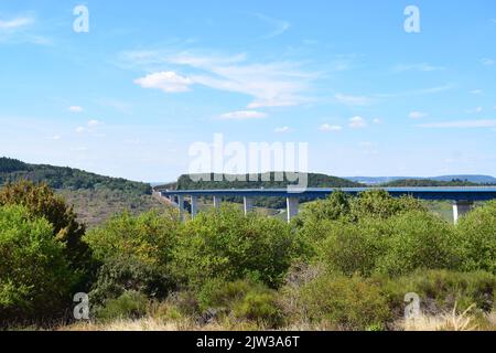 Hochmoselübergang, haut pont de la Moselle près de Zeltingen et Ürzig Banque D'Images