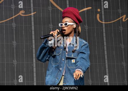 LITTLE SIMZ se déroule au festival Connect au Royal Highland Center d'Édimbourg le 28th août 2022 Banque D'Images