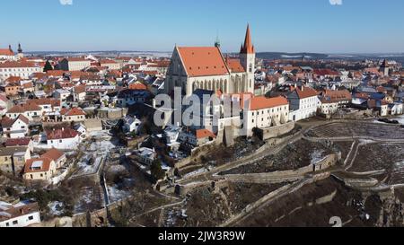 Panorama aérien panoramique de la ville de Znojmo, Moravie du Sud, République tchèque, ville médiévale historique de Znojmo, vignobles région.vue paysage Banque D'Images