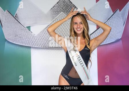 Casciana terme, Italie. 02nd septembre 2022. Casciana terme (PI), Italie - 02 septembre 2022: Finale du concours de beauté Miss Toscany 2022 à Casciana terme. Dans la photo Nicole Ninci crédit: Stefano Dalle Luche/Alamy Live News Banque D'Images