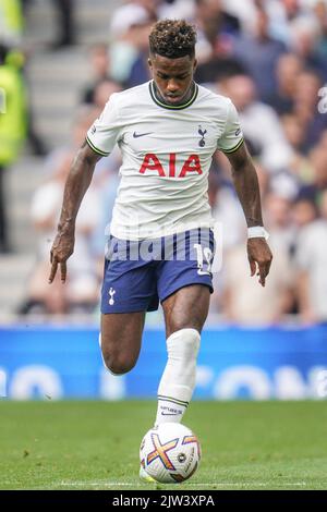 Londres, Royaume-Uni. 03rd septembre 2022. Ryan Sessegnon #19 de Tottenham Hotspur pendant le match de Premier League Tottenham Hotspur vs Fulham au Tottenham Hotspur Stadium, Londres, Royaume-Uni, 3rd septembre 2022 (photo de Richard Washbrooke/News Images) à Londres, Royaume-Uni le 9/3/2022. (Photo de Richard Washbrooke/News Images/Sipa USA) crédit: SIPA USA/Alay Live News Banque D'Images