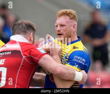 Eccles, Royaume-Uni. 03rd septembre 2022. Joe Bullock #15 de Warrington Wolves a tenu dans l'attaque pendant le match de Betfred Super League Salford Red Devils vs Warrington Wolves au stade AJ Bell, Eccles, Royaume-Uni, 3rd septembre 2022 (photo de Steve Flynn/News Images) à Eccles, Royaume-Uni le 9/3/2022. (Photo de Steve Flynn/News Images/Sipa USA) crédit: SIPA USA/Alay Live News Banque D'Images