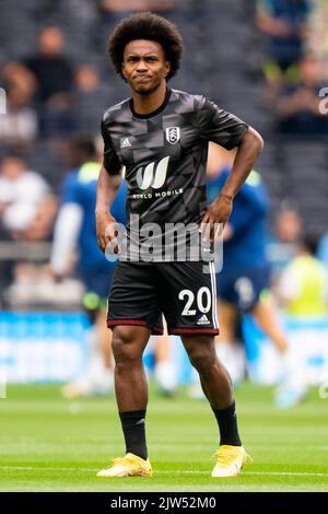 Willian #20 de Fulham pendant le match de la Premier League Tottenham Hotspur vs Fulham au stade Tottenham Hotspur, Londres, Royaume-Uni, 3rd septembre 2022 (photo de Richard Washbrooke/News Images) Banque D'Images