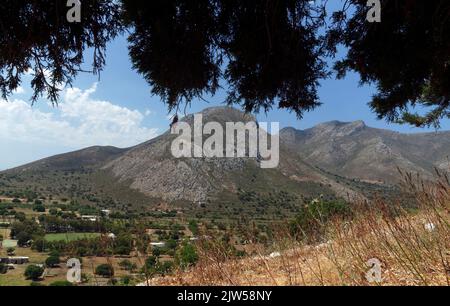 Île de Tilos, campagne. Dodécanèse, Grèce, UE. Pris en mai 2022. Ressort Banque D'Images