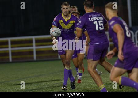 Newcastle, Royaume-Uni. 29th août 2022. Jay Chapelhow de Newcastle Thunder délègue à son frère Ted lors du match de championnat DE BETFRED entre Newcastle Thunder et York City Knights à Kingston Park, Newcastle, le samedi 3rd septembre 2022. (Credit: Chris Lishman | MI News) Credit: MI News & Sport /Alay Live News Banque D'Images