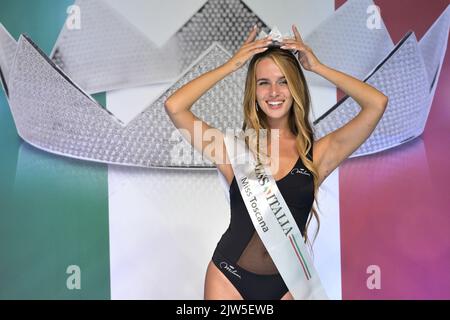 Casciana terme, Italie. 03rd septembre 2022. Nicole Ninci lors de la finale du concours de beauté Miss Toscana 2022 à Casciana terme. (Photo de Stefano Dalle Luche/Pacific Press) crédit: Pacific Press Media production Corp./Alay Live News Banque D'Images