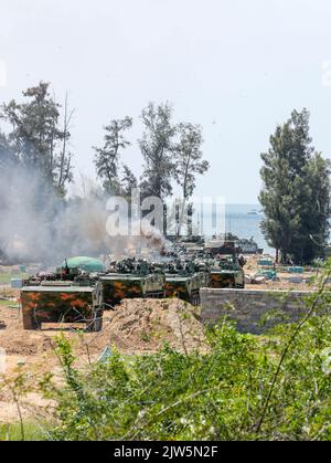 ZHANGZHOU, CHINE - le 2 SEPTEMBRE 2022 - Une brigade de l'armée sous le commandement du théâtre oriental, avec un département de la Marine, de l'Armée de l'air et Banque D'Images