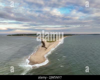 Incroyable photo d'été en fin d'après-midi du phare du Nord sur Block Island, Rhode Island. Banque D'Images