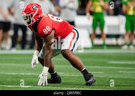 Georgia Bulldogs, lineman défensif Jalen carter (88) lors du match de Kick-fil-A de football du Collège NCAA entre les Canards de l'Oregon et les Buldogs de Géorgie, le samedi 3 septembre 2022, au stade Mercedes-Benz d'Atlanta, en Géorgie. Jacob Kupferman/CSM Banque D'Images