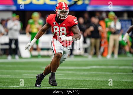 Georgia Bulldogs, lineman défensif Jalen carter (88) lors du match de Kick-fil-A de football du Collège NCAA entre les Canards de l'Oregon et les Buldogs de Géorgie, le samedi 3 septembre 2022, au stade Mercedes-Benz d'Atlanta, en Géorgie. Jacob Kupferman/CSM Banque D'Images