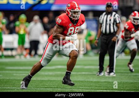 Georgia Bulldogs, lineman défensif Jalen carter (88) lors du match de Kick-fil-A de football du Collège NCAA entre les Canards de l'Oregon et les Buldogs de Géorgie, le samedi 3 septembre 2022, au stade Mercedes-Benz d'Atlanta, en Géorgie. Jacob Kupferman/CSM Banque D'Images