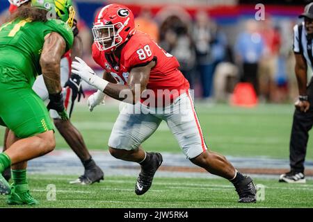 Georgia Bulldogs, lineman défensif Jalen carter (88) lors du match de Kick-fil-A de football du Collège NCAA entre les Canards de l'Oregon et les Buldogs de Géorgie, le samedi 3 septembre 2022, au stade Mercedes-Benz d'Atlanta, en Géorgie. Jacob Kupferman/CSM Banque D'Images