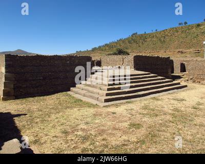 Ruines de palais dans la ville d'Axum, Ethiopie Banque D'Images