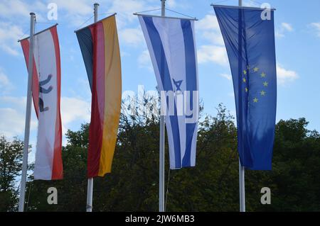 Berlin, Allemagne - 3 septembre 2022 - drapeaux israéliens volant dans le centre-ville de Berlin à cause de la visite officielle du président d'Israël Isaac Herzog en Allemagne. (Photo de Markku Rainer Peltonen) Banque D'Images