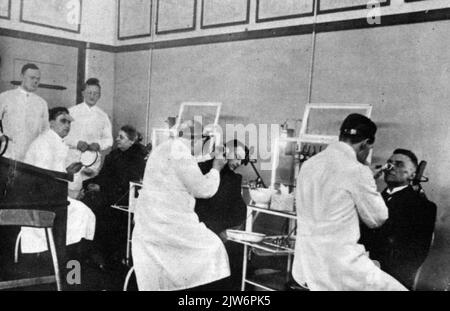 Intérieur de la ville et hôpital universitaire (Catharjnesingel 101) à Utrecht: La salle pour le traitement des maladies de l'oreille, du nez et de la gorge. Banque D'Images