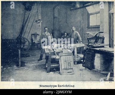 Intérieur de la société d'imprimerie de l'Utrechts Nieuwsblad (Rietsteeg) à Utrecht: Stéréotypie-ameublement.n.b. L'adresse a été modifiée plus tard dans Keizerstraat 42-44. Banque D'Images