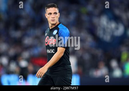Giacomo Raspadori de Naples regarde avant le championnat italien Serie Un match de football entre SS Lazio et SSC Napoli sur 3 septembre 2022 au Stadio Olimpico à Rome, Italie - photo Federico Proietti / DPPI Banque D'Images