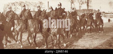 Les Haagsche et la police d'Amsterdam en action. Banque D'Images