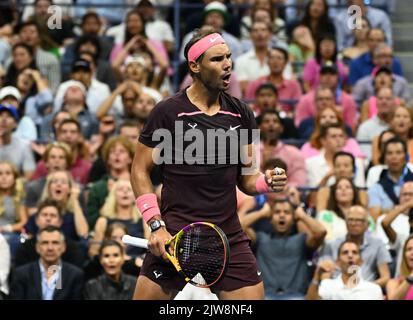 Queens, NY, États-Unis. 3rd septembre 2022. **PAS de journaux NY** : Rafael Nadal vs Richard Gasquet lors de l'US Open 2022 au Centre national de tennis de l'USTA Billie Jean King sur 3 septembre 2022 à Queens, New York. Crédit : Mpi04/Media Punch/Alamy Live News Banque D'Images