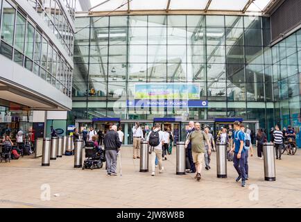 Gare Manchester Piccadilly - la gare principale - MANCHESTER, Royaume-Uni - 15 AOÛT 2022 Banque D'Images