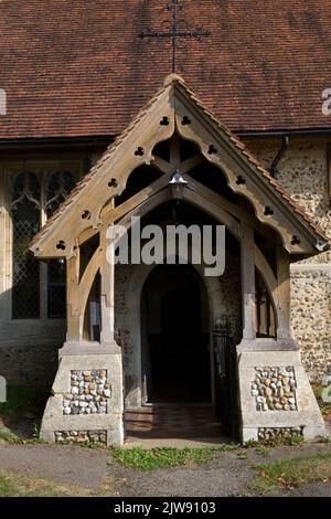 Porche d'entrée de l'église All Saints High laver Essex Banque D'Images