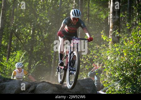 Val Di Sole, Italie. 04th septembre 2022. Daolasa, Val di Sole, Italie, 04 septembre 2022, (70) Maria Garcia Flores (MEX) pendant la coupe du monde de vélo de montagne UCI - femmes de moins de 23 ans - course olympique de cross-pays - MTB - vélo de montagne crédit: Live Media Publishing Group/Alay Live News Banque D'Images