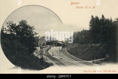 Vue de l'ouest sur la ligne de chemin de fer à Baarn. Banque D'Images